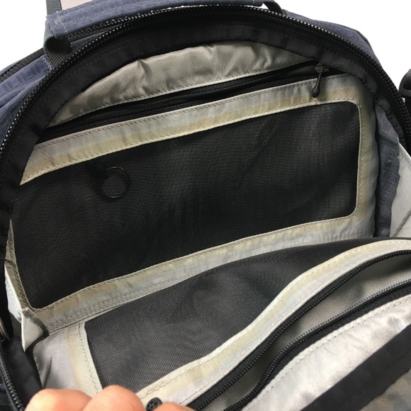 Patagonia Gray Backpack Shoulder Messenger Travel - Picture 4 of 7